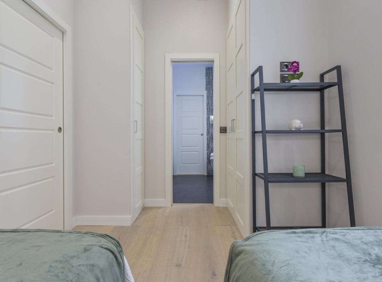 Charming City Center Apartment For 4 Perfect Location, Espoz Y Mina III Madrid Eksteriør billede